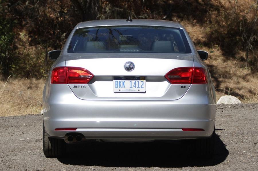  Volkswagen Jetta SE 2014 года  (фото 29 из 32)